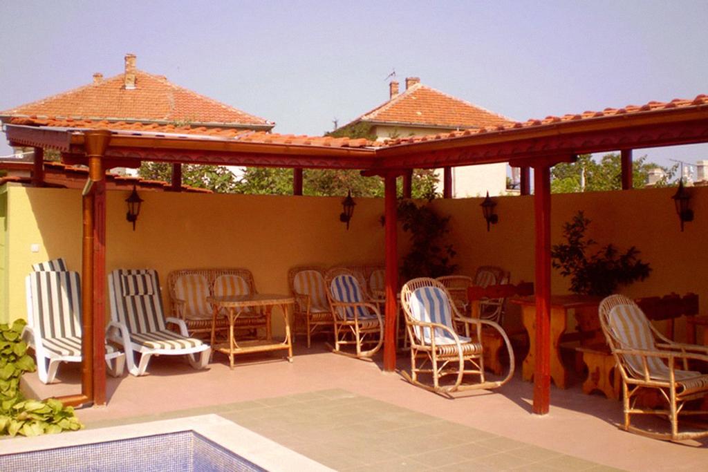 Guest House Yavorov Tschernomorez Exterior foto